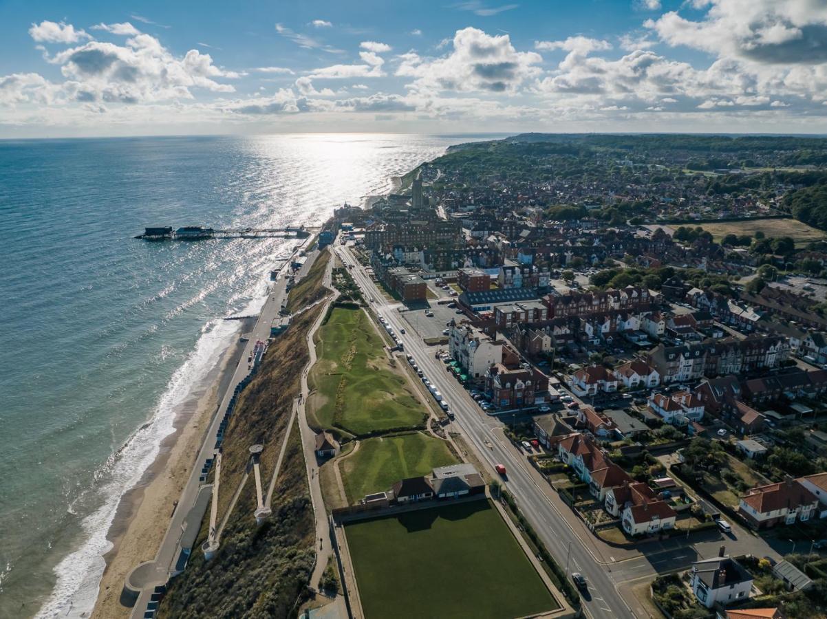 Cliftonville Hotel Cromer Eksteriør billede