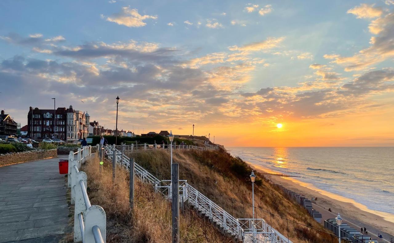 Cliftonville Hotel Cromer Eksteriør billede