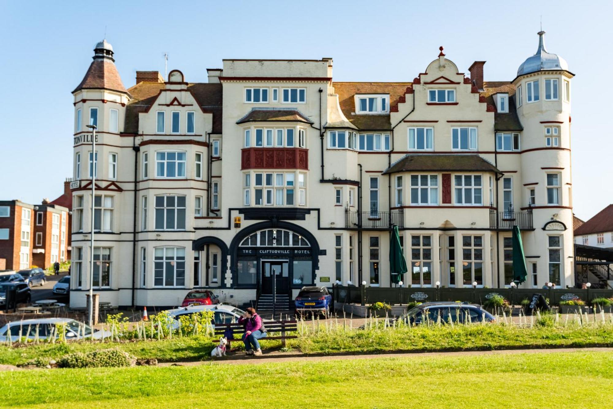 Cliftonville Hotel Cromer Eksteriør billede